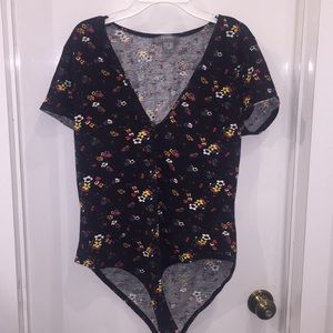 Primark black floral v-neck bodysuit large